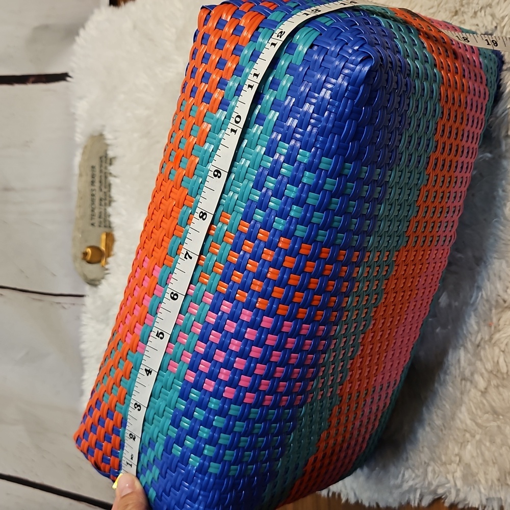 The Native Multicolor Woven Tote Bag Purse Handbag, Vibrant Colors‎ - Picture 12 of 12